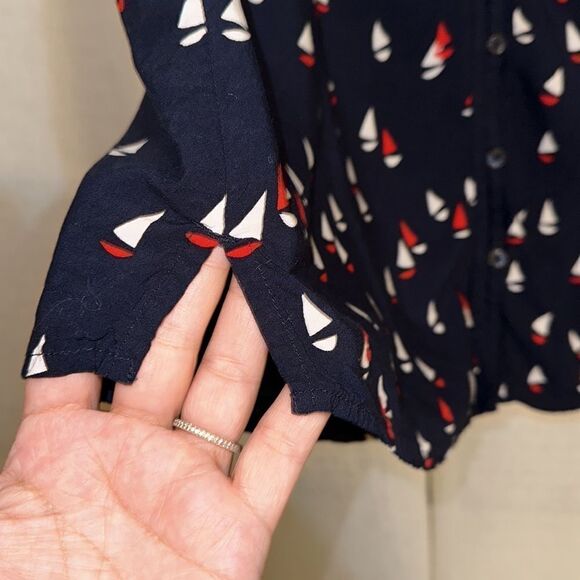 Tommy Hilfiger L Navy Red White Sleeveless V-Neck Button Front Nautical Blouse - Picture 6 of 9